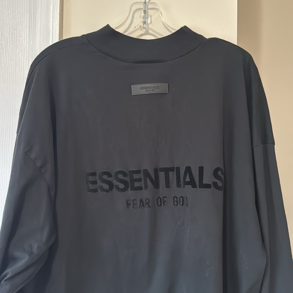 Essentials Fear of God shirt - Picture 8 of 10